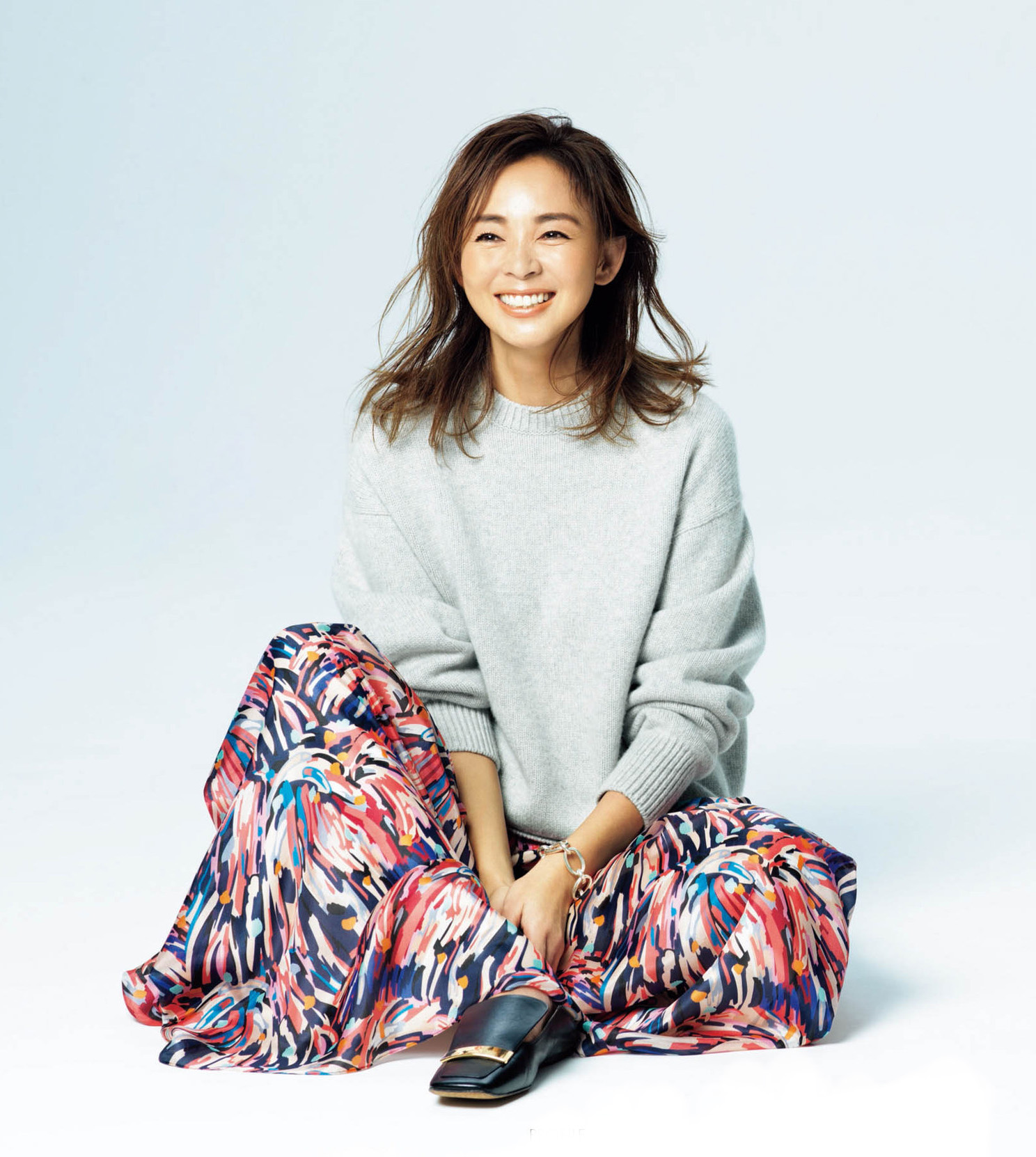 秋冬碎花裙该怎么穿才好看,碎花裙怎么穿好看又减龄