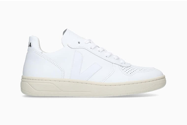 好穿的男子运动鞋品牌推荐,2022年最流行的男士运动鞋