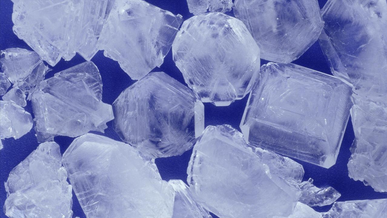 警惕小摊贩卖的铝包子,如何辨别早餐店包子质量