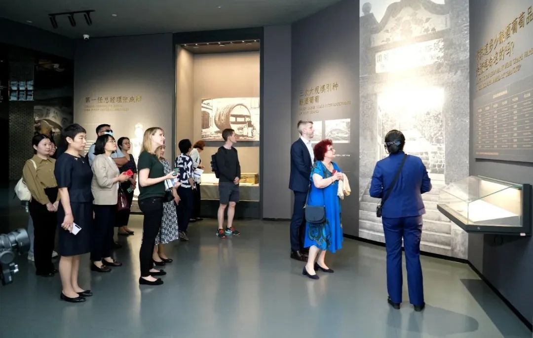 张裕访华贵宾用酒,张裕梅兰竹菊红酒