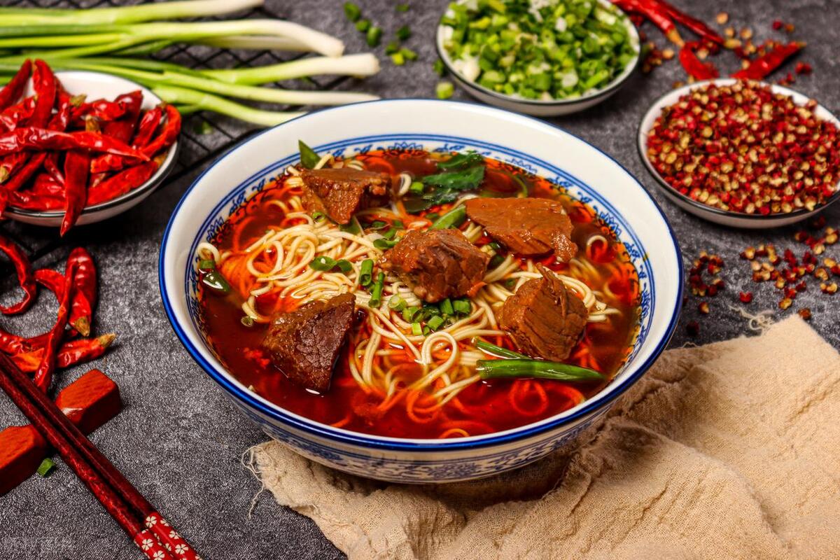 成都十大美食攻略一日游,成都十大美食小吃培训