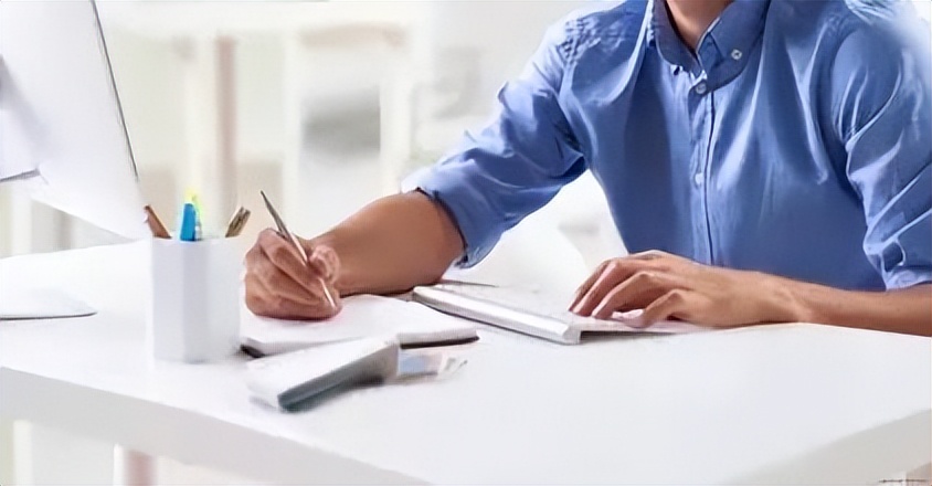 理性战胜了感性的文案,太过理性和太过感性的人文案