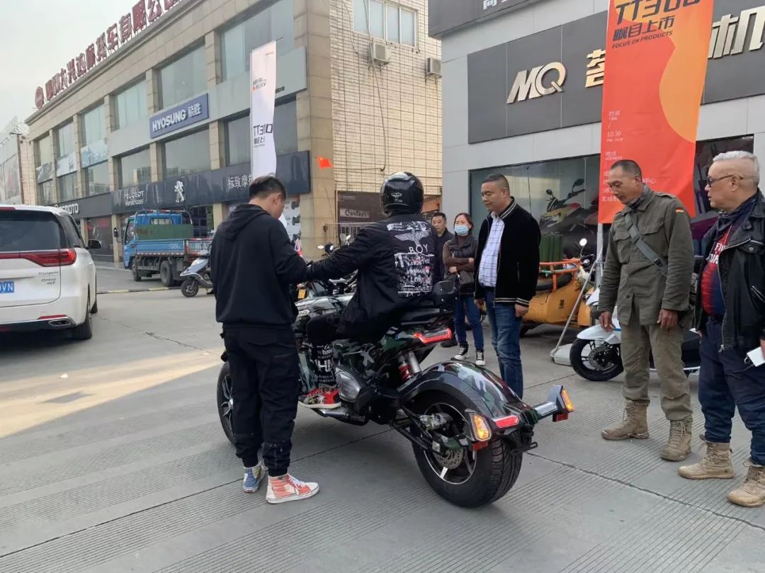 吉铭倒三轮摩托车175,吉铭推出坦途tt300小视频