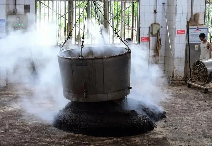 97香港回归赖茅多少一瓶,赖茅1997香港回归特制多少钱