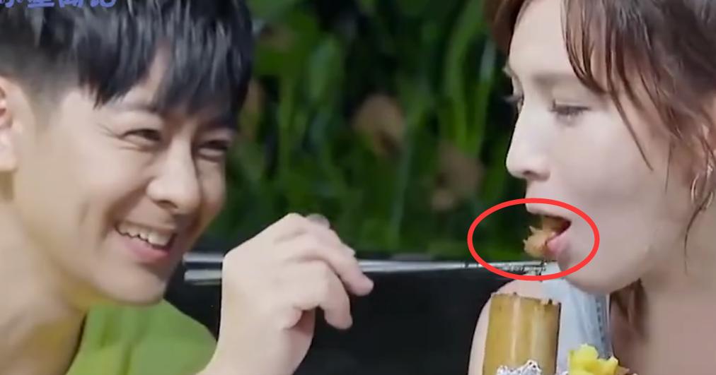 林志颖当岳父面喂陈若仪剩饭，老人家对他的前女友林心如耿耿于怀