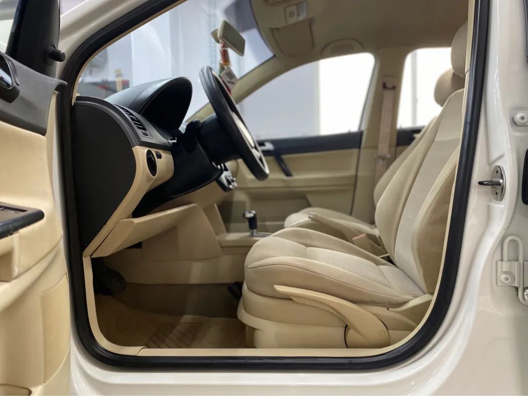 老款大众polo拆解内饰全过程,旧polo翻新视频