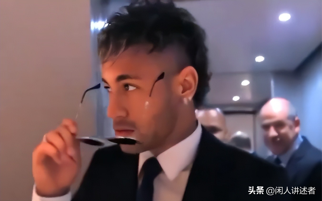 目前足球界十大巨星内马尔,足坛十大神锋内马尔