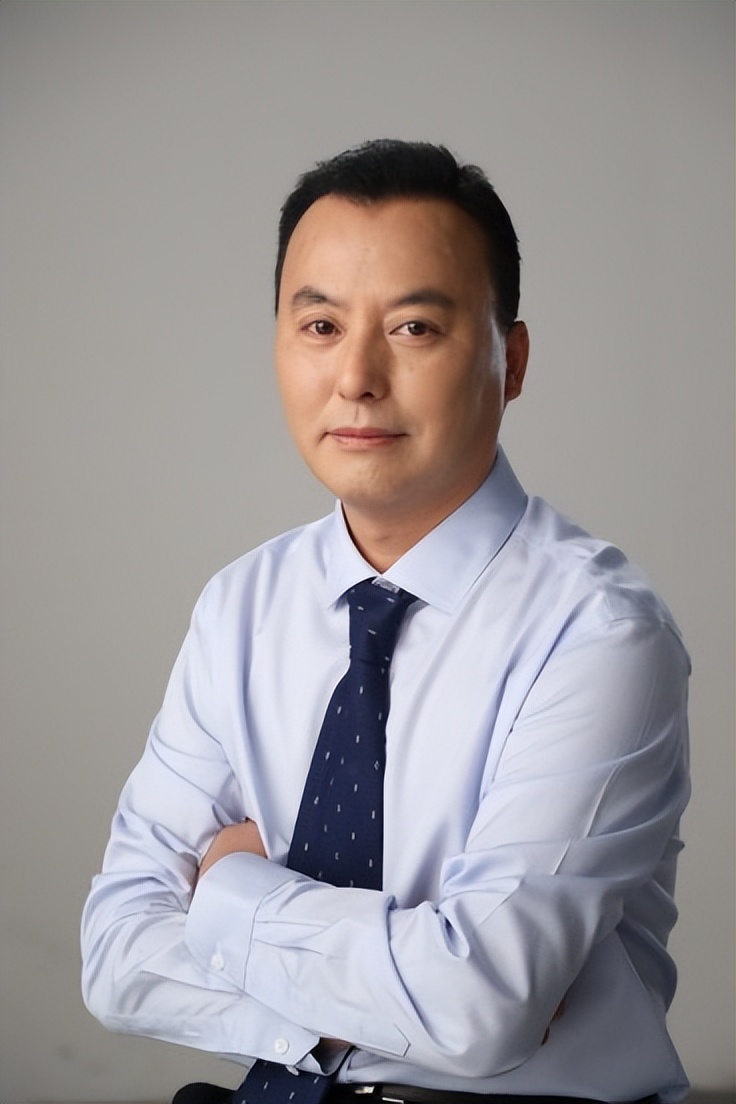 植发医生很重要吗,植发医生植发技术