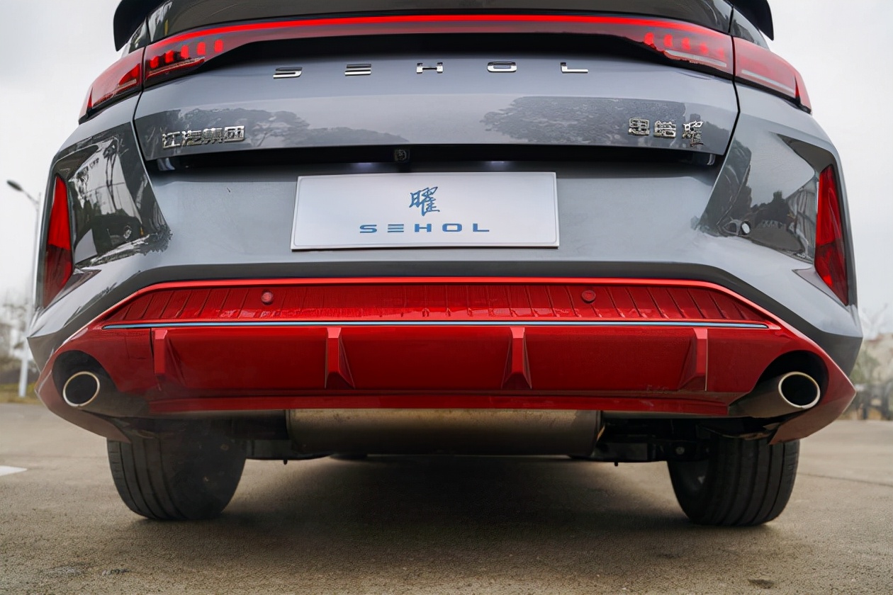 大众思皓曜2021款6座中配落地价,思皓曜和奕炫max暗夜破晓版哪个好