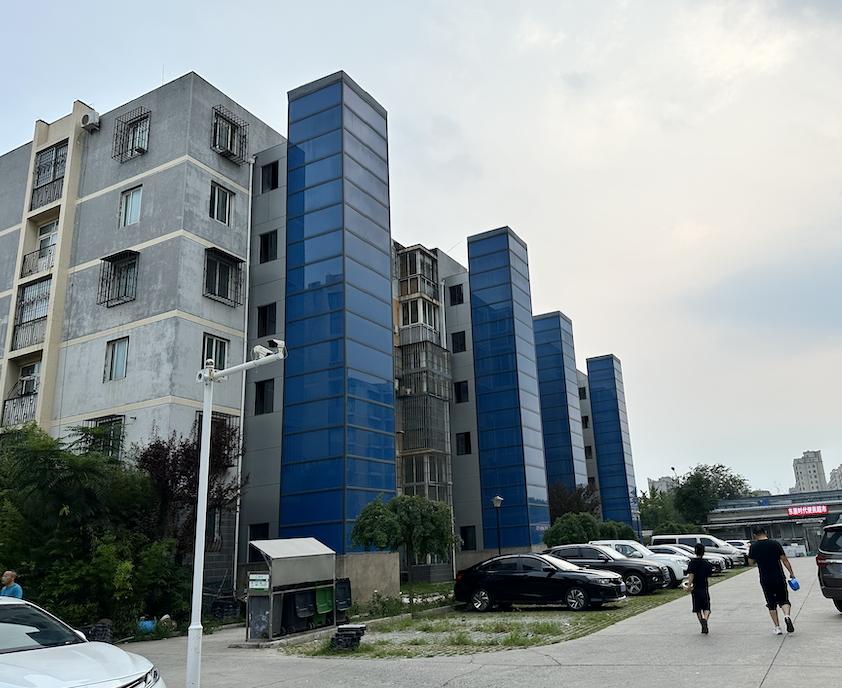 东居时代小区加装电梯,烂尾楼后来都怎么样了