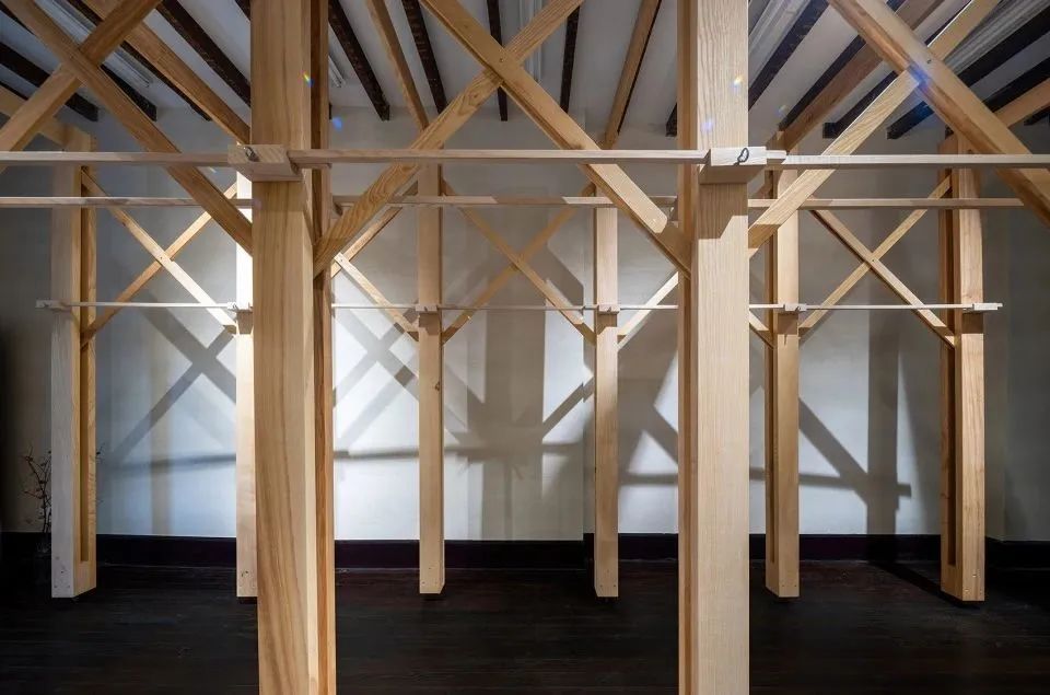 逛本土买手店，怎么跟开盲盒似的？