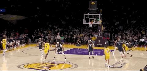 詹姆斯准三双湖人轻取森林狼湖人,恭喜湖人季前赛三连胜合集