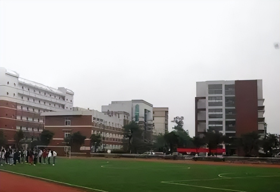 重庆市94中,重庆市94中和95中哪个好