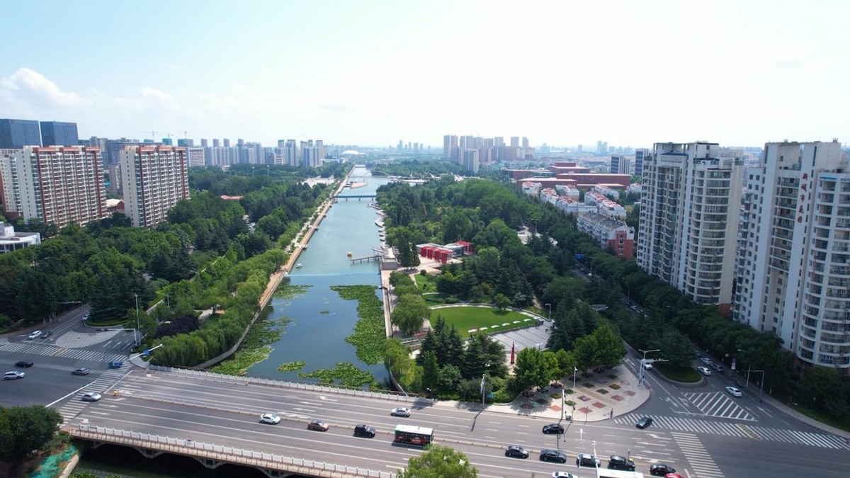 万科公园城市旁的公园,万科公园大道胶州小户型