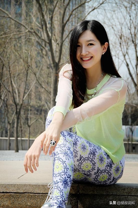 王传君说江疏影平庸解释,江疏影和王传君的关系