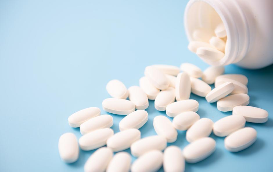 老年人应该补点什么营养品,老年人应该补充哪些营养素