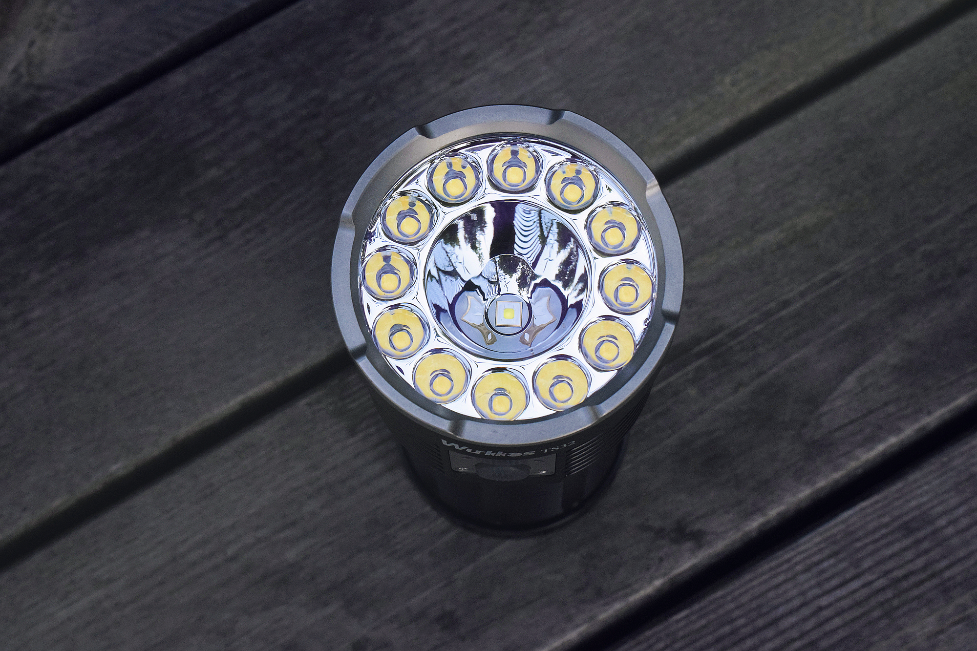 索菲恩sc33手电测评,索菲恩ts30spro专业户外手电