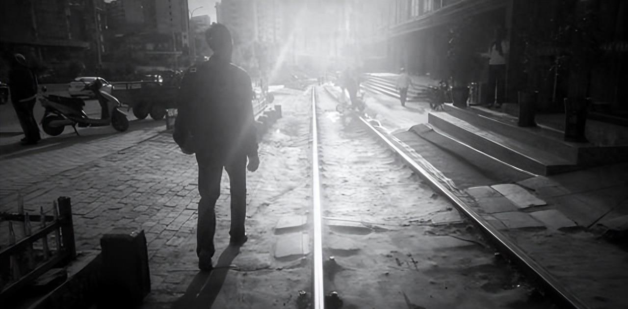 警察抓失足妇女的概率,嫖娼抓获男性女性如何处罚