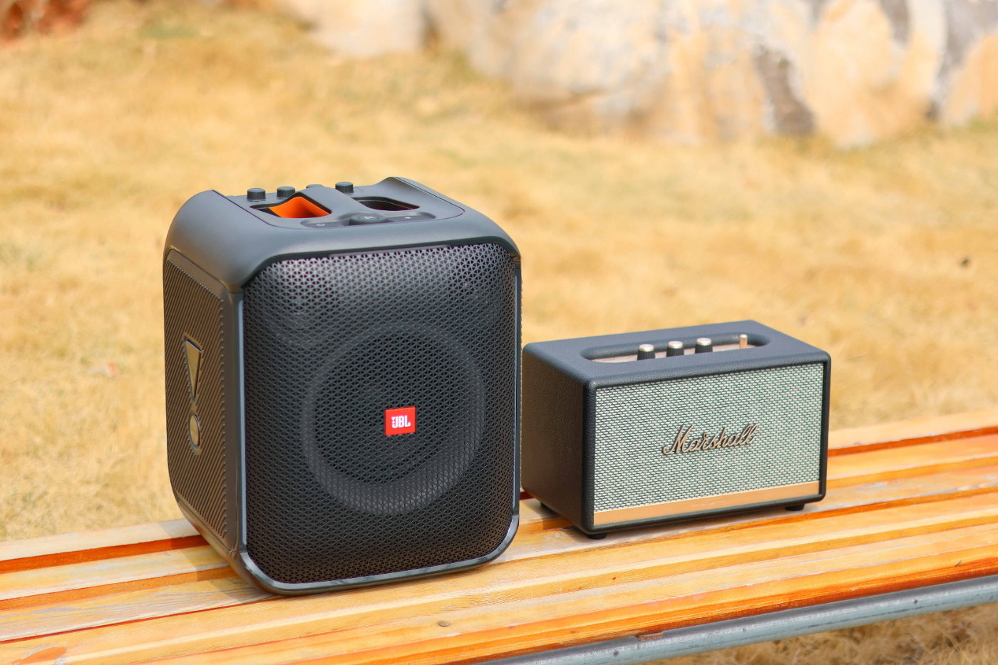 双无线话筒大功率蓝牙音响,jbl户外音箱710对比评测