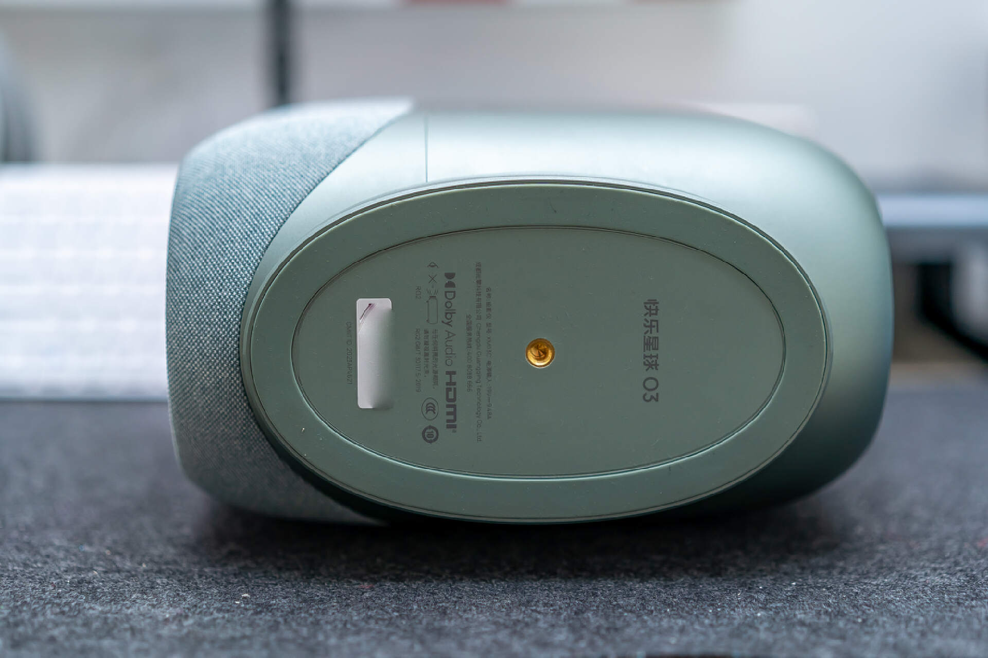 300元左右的投影仪是不是智商税,一千多块钱的投影仪靠谱吗