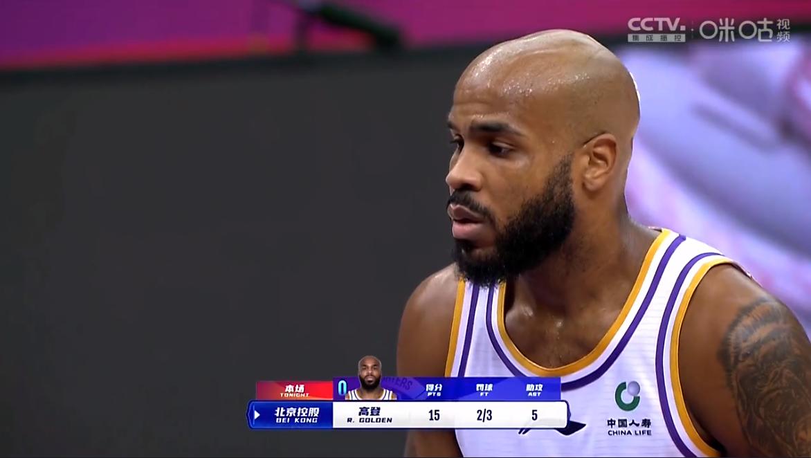 马布里失控视频完整版,马布里输球王少杰泪洒更衣室