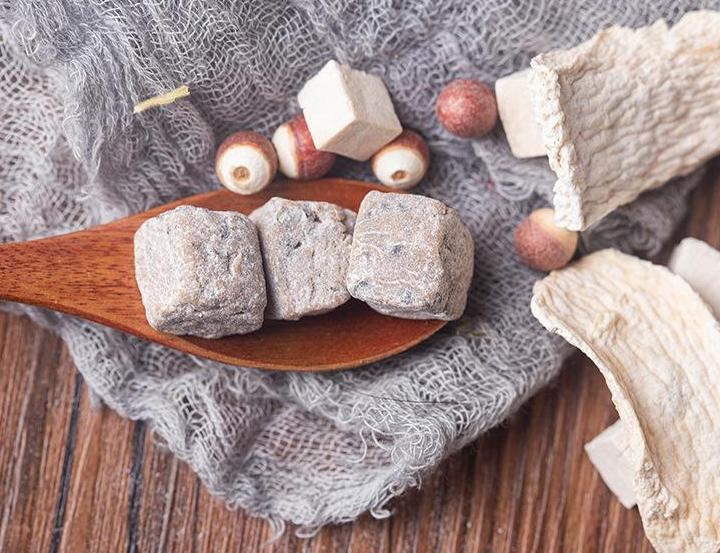 男人若想不显老，这5种美食要多吃，营养又平价，早吃早受益