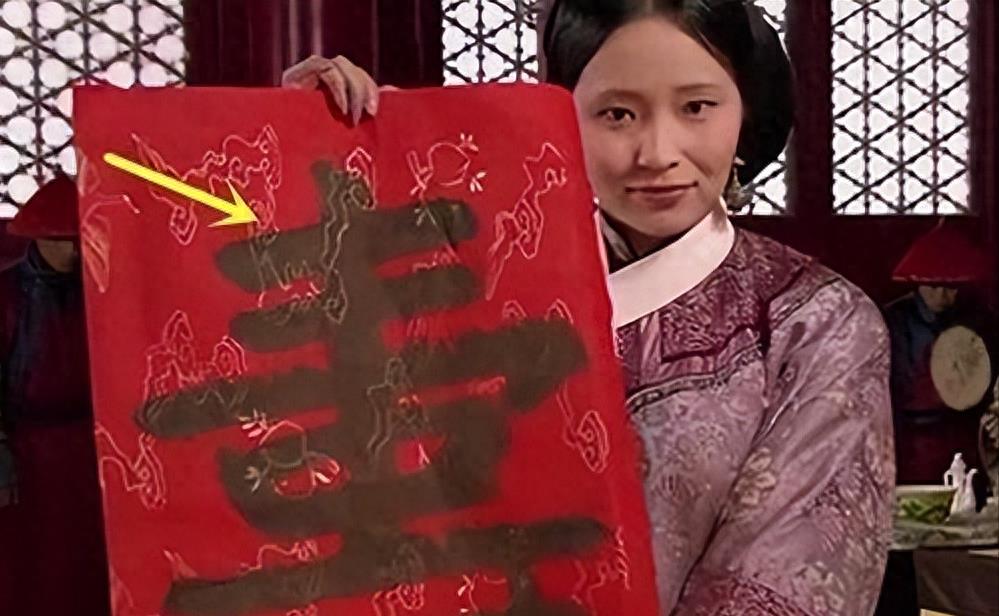 胸罩*点露**，花式泳衣，这些辣眼睛的操作，导演肚子里没一点墨水吗