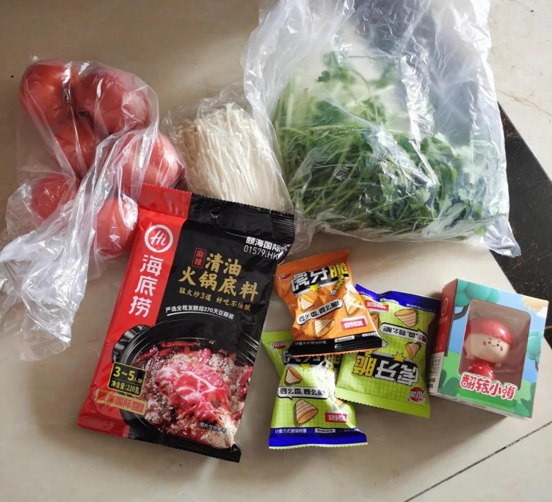 火锅连锁求生记，海底捞的痛你不懂