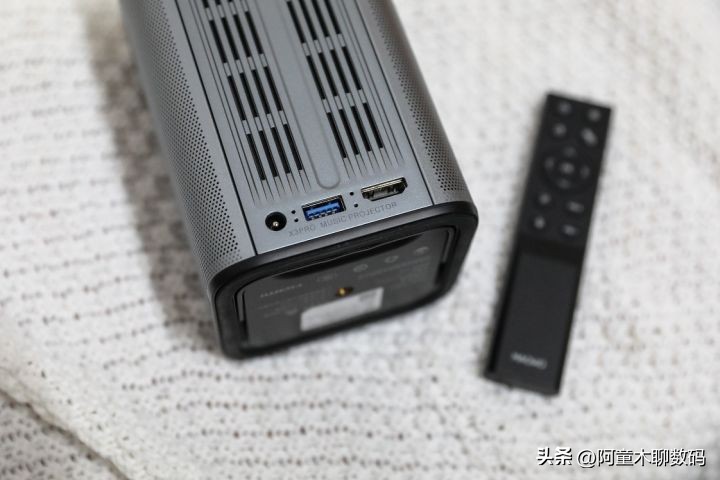 猫我x3pro智能投影仪评测,oppofindx3provsvivox70pro