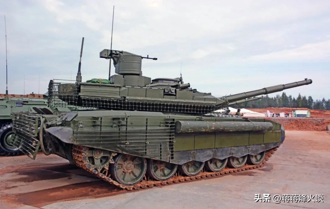 俄罗斯扔下了多少物资,俄t90m坦克被缴获