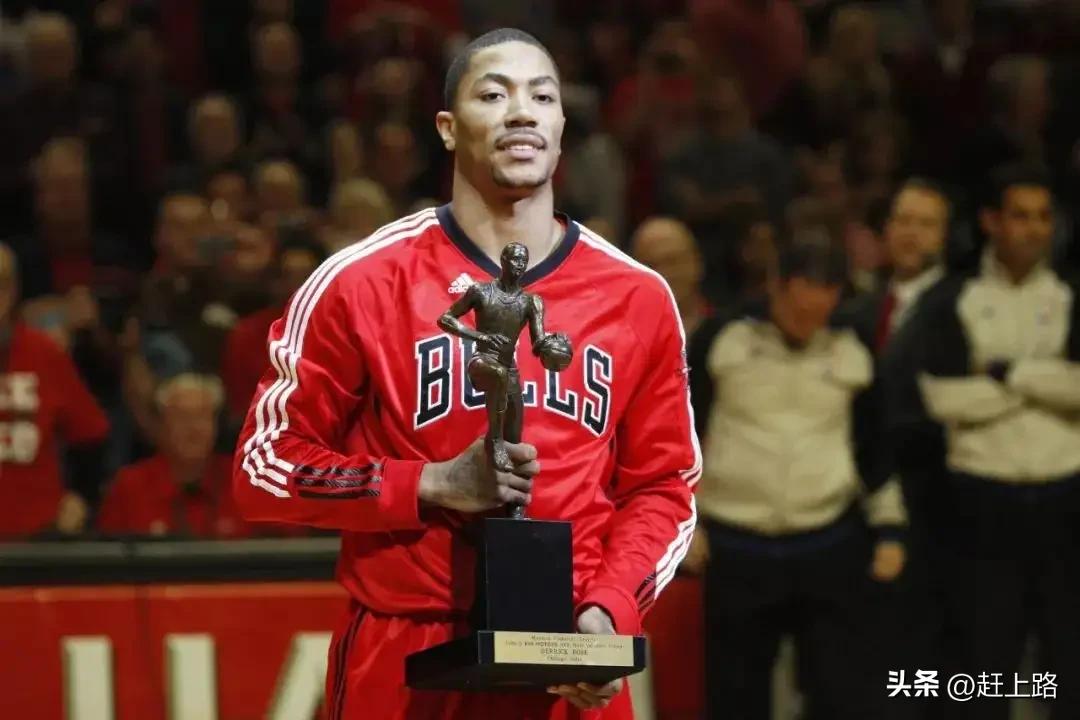 罗斯垫脚詹姆斯,罗斯踩单车