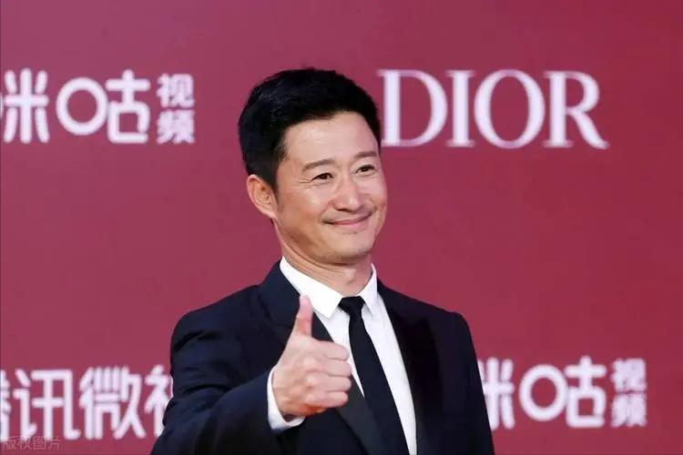 谁说华语功夫片已经没落，成龙老矣，轮到吴京顶上了