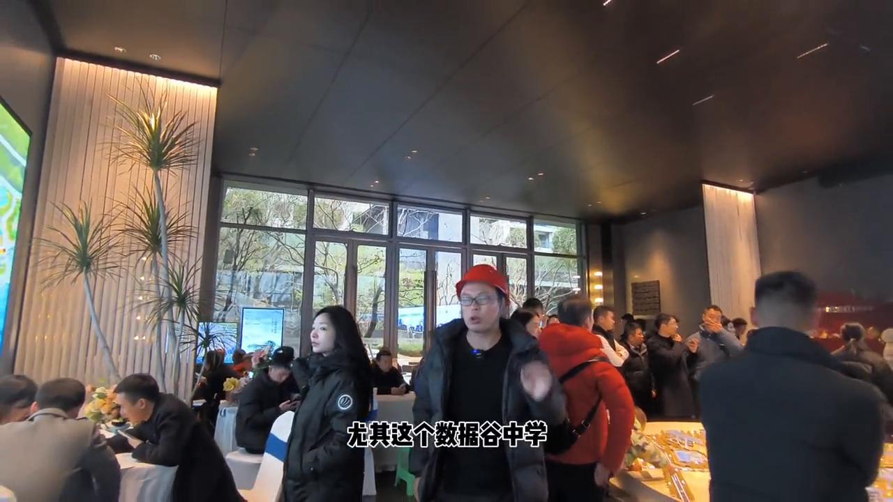 鎶栭煶鎴夸骇妤煎競璧勮,鎶栭煶鎴夸骇妤煎競骞茶揣