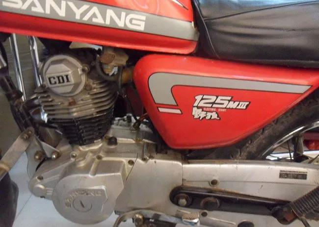 台湾野狼125摩托车是哪一年,台湾豪华野狼125什么价格