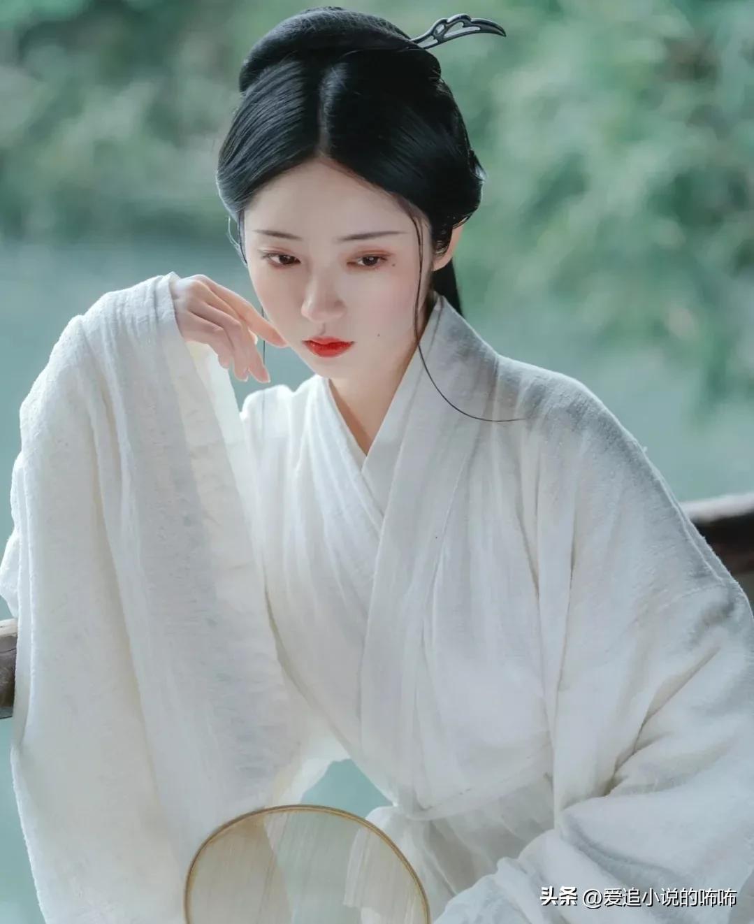 新来的穿越女不懂这个时代的套路妄想和太子一生一世一双人笑死