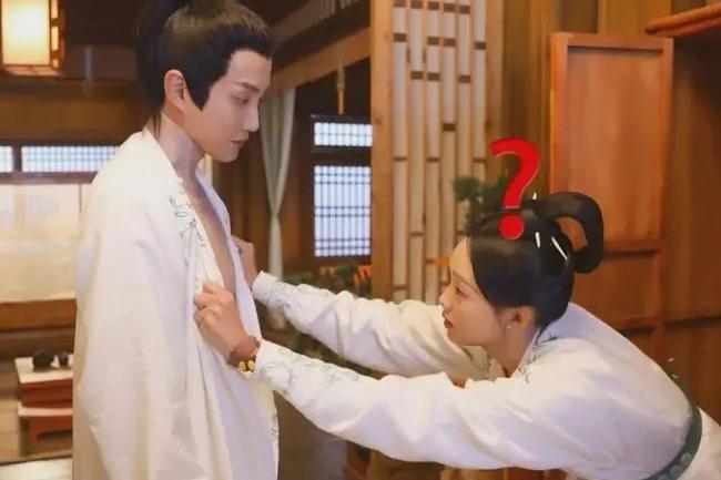 为角色增肥20斤专注演技不惧外表,为瘦到65公斤努力视频