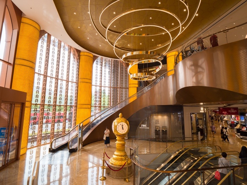 支持0.23米近摄!5千元的大三元松下H-E08018评测