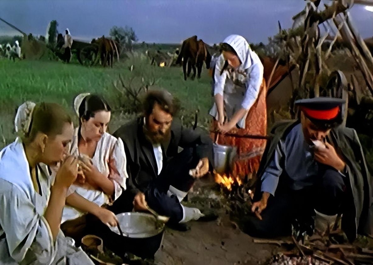 《静静的顿河》中鱼的意象:性的隐喻与叛逆的觉醒