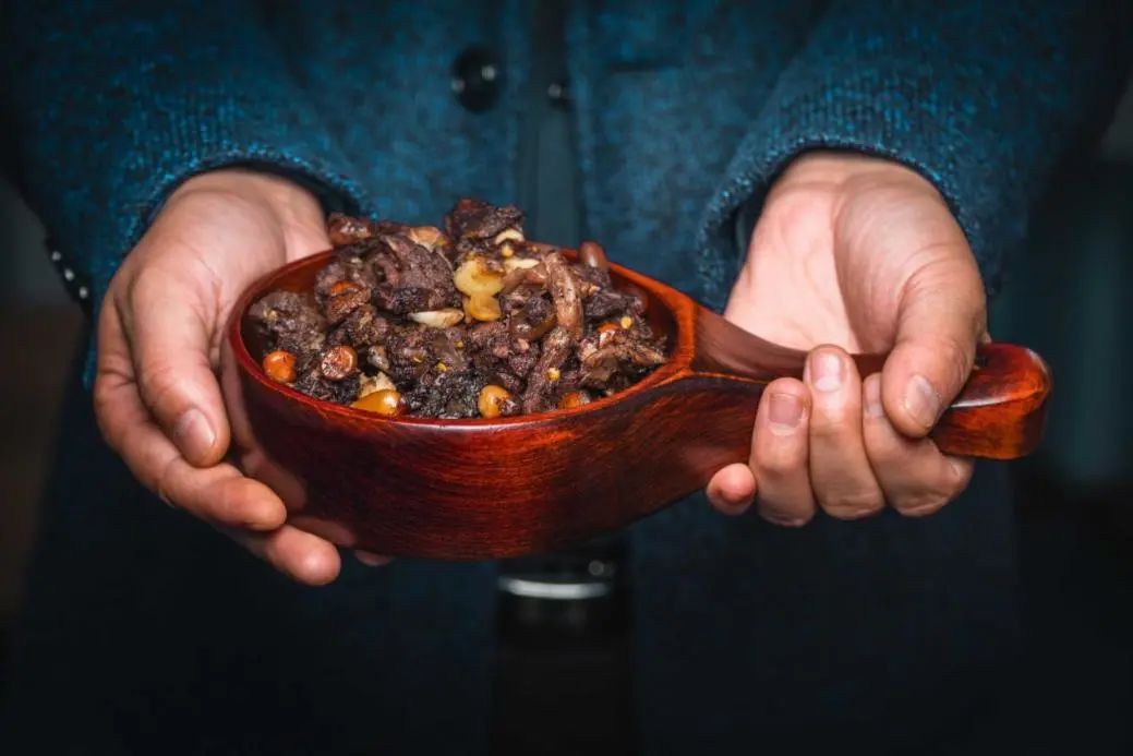 带领农民脱贫致富的大学生村官,8090村官