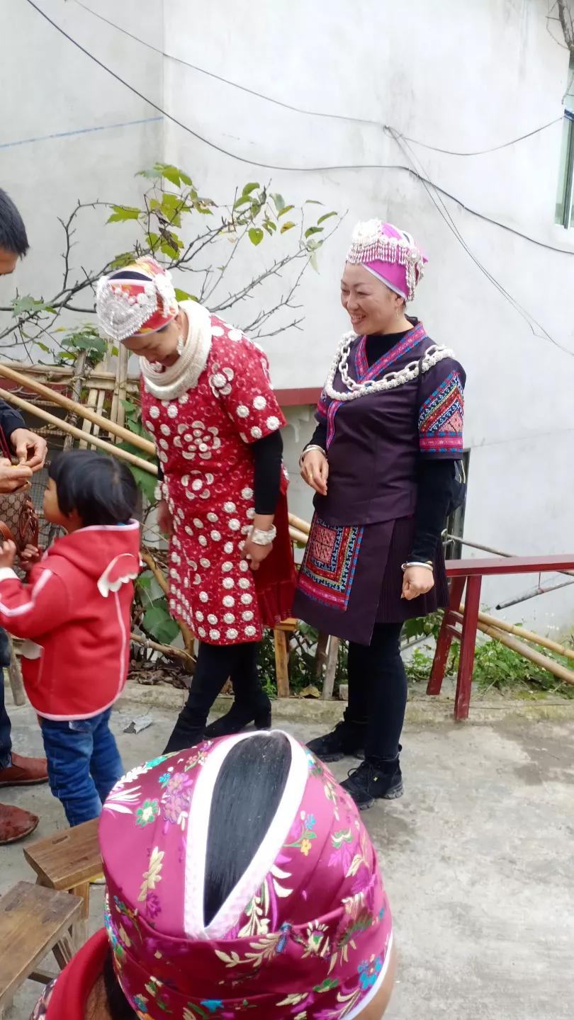 苗族是一个古老的民族,苗族的悲惨历史