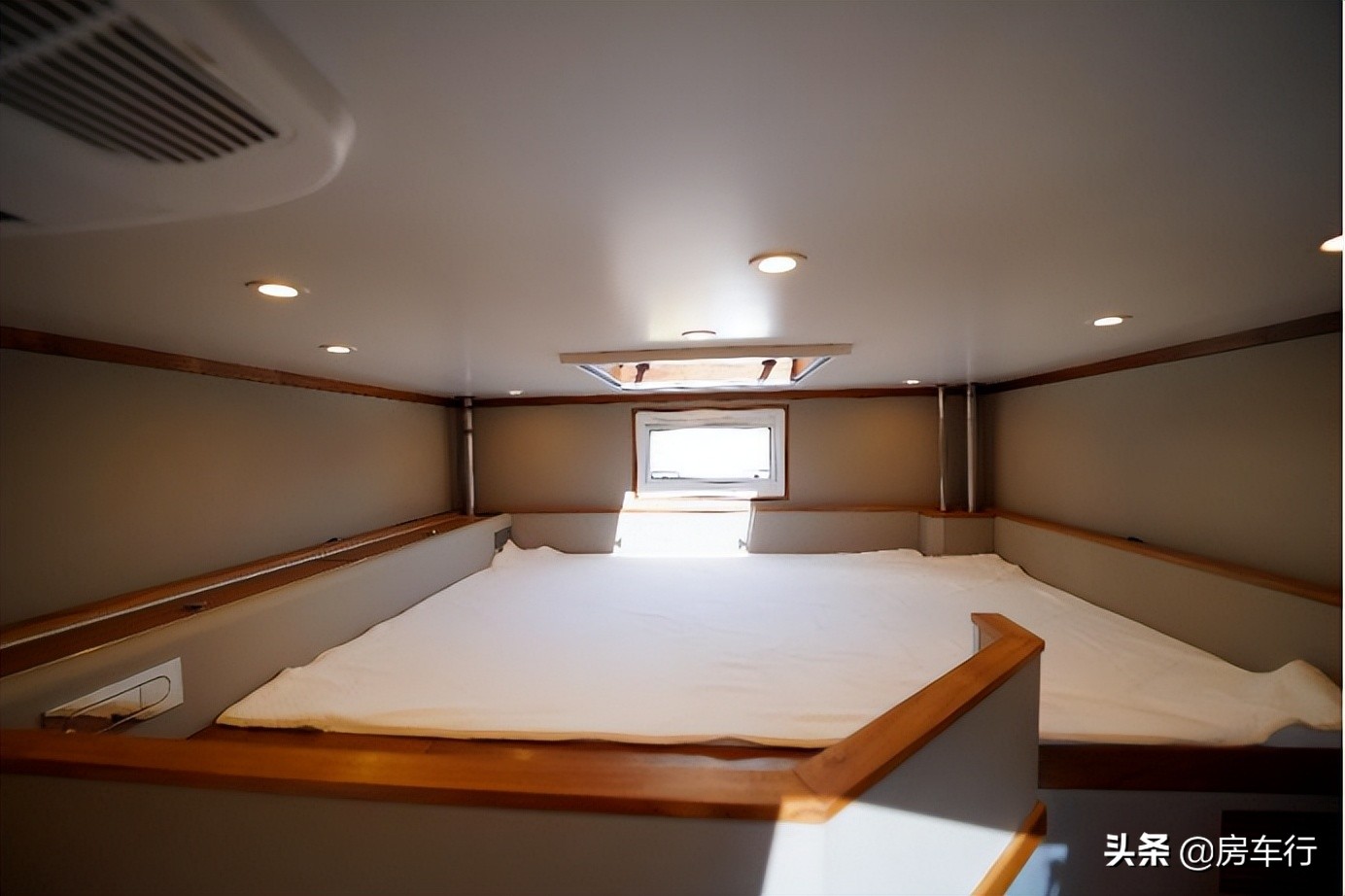 价格低的b级越野房车,顶级超重型越野房车蓝牌