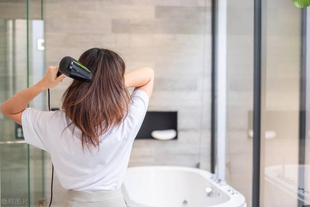 头发分叉怎么办不用洗发水,头发分叉怎么办用什么护发素