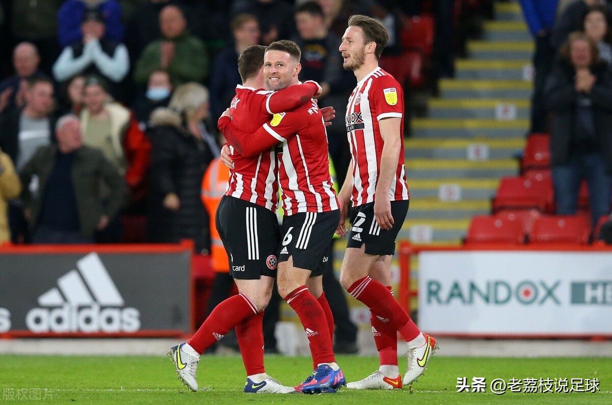 足彩拜仁vs巴黎比分,足彩22129期莱比锡与皇马分析推荐