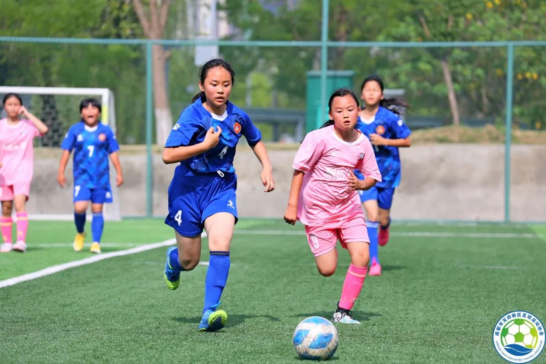 东湖路小学校园足球总决赛,喜报校园足球冠军