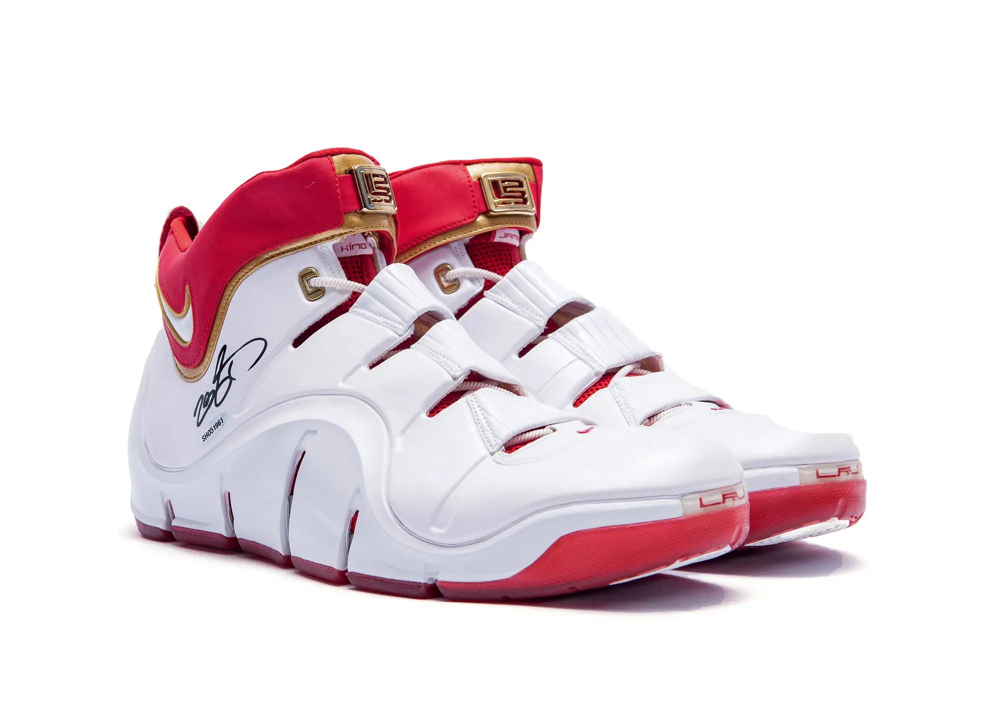 nike詹姆斯系列最强球鞋,nike实战篮球鞋詹姆斯突刺