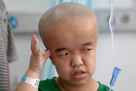 2008年三鹿毒奶粉事件，30万孩子受害，14年后他们现状如何？