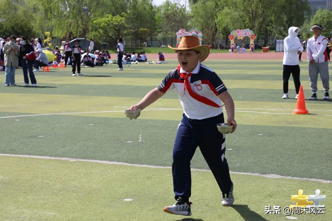 鄂尔多斯足球比赛视频小学,学校开展足球联赛简讯