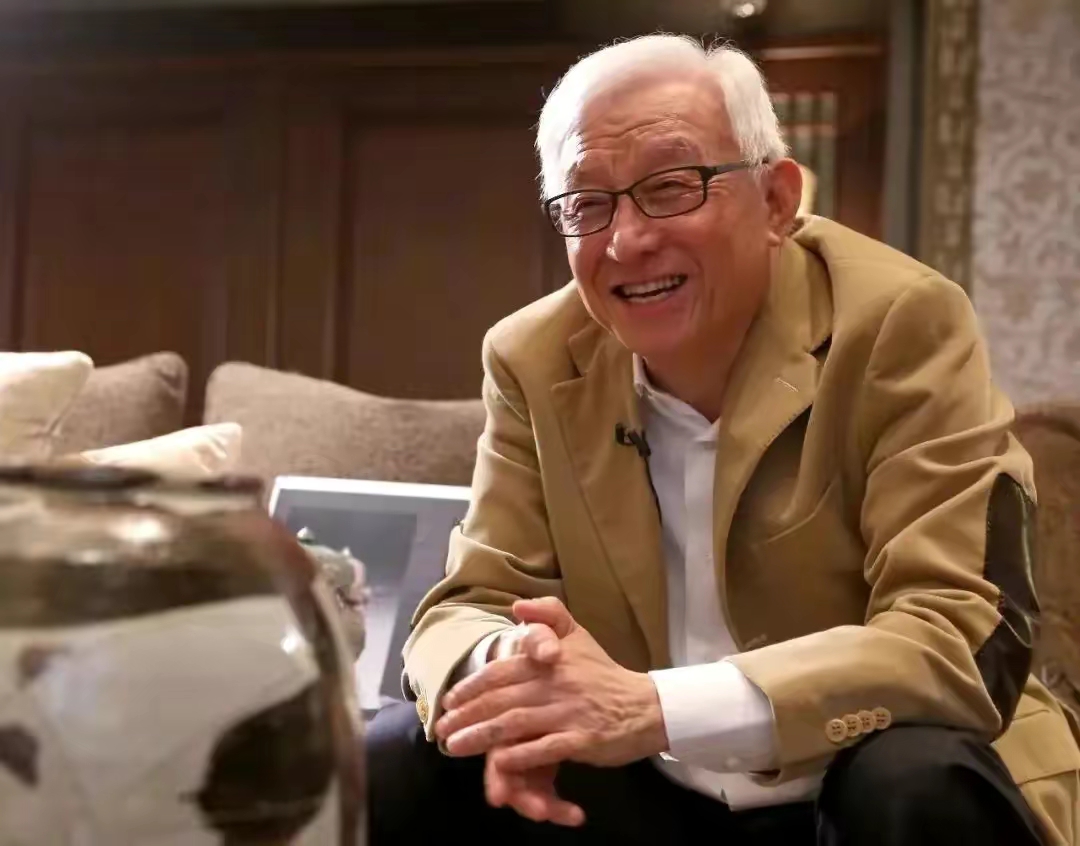 台湾出现曹贼,捐款30亿对抗解放军,他是什么鬼?