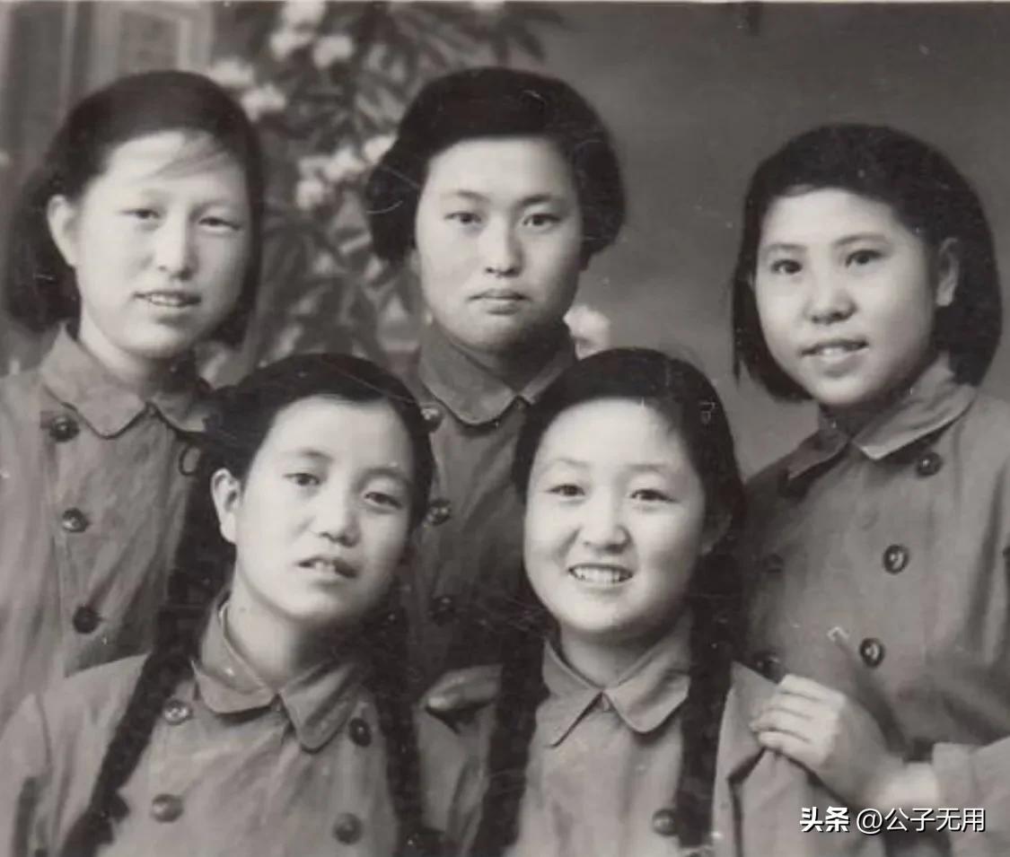 1955年授军衔仪式现有几人,1955年军衔制共多少人