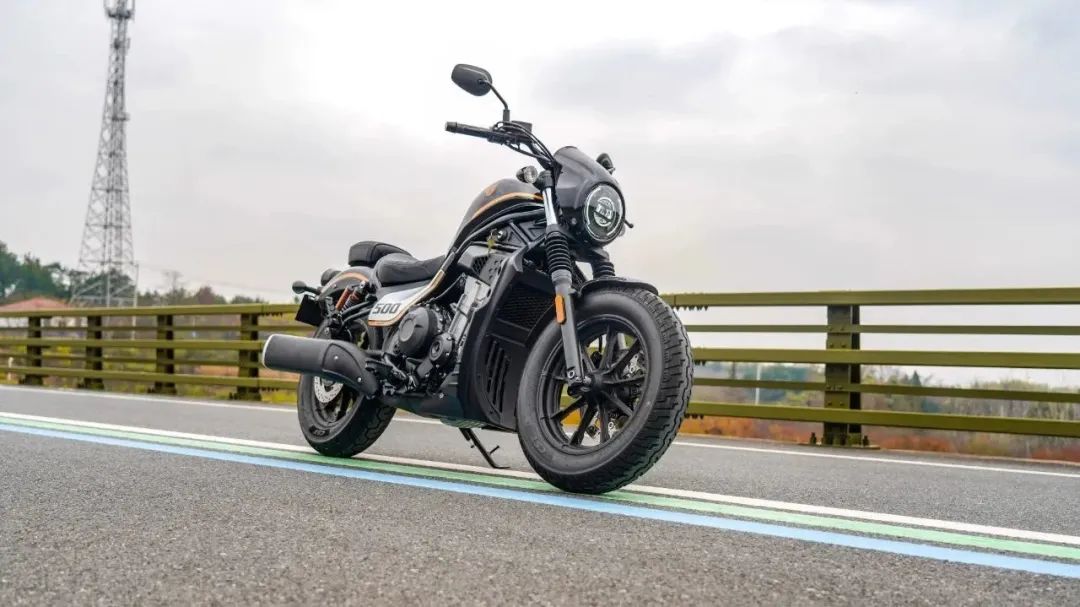 cm500苍云500实车对比,23款香帅苍云500max最近价格